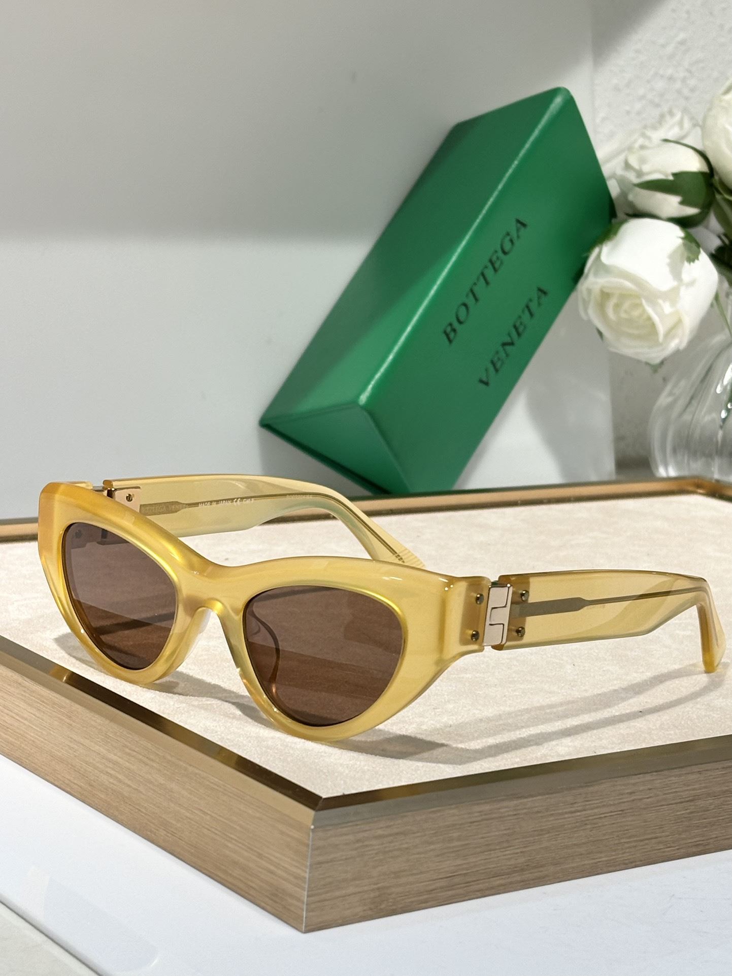 Bottega Veneta Sunglasses